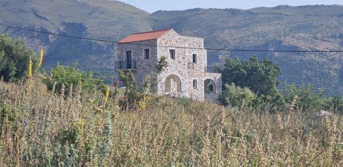 Image No.2-Maison de 4 chambres à vendre à Gytheio