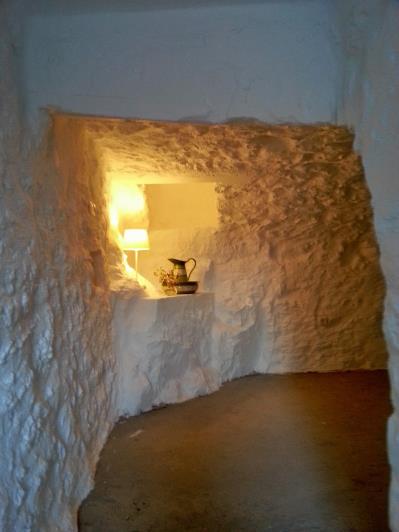 Image No.12-1 Bed House for sale