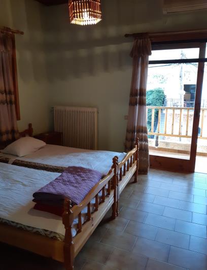 Image No.9-5 Bed House for sale