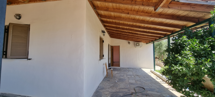 Image No.3-Maison de 2 chambres à vendre à East Mani