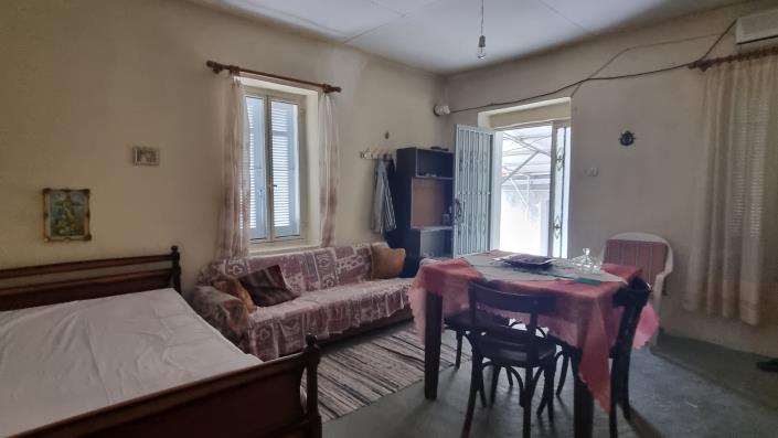 Image No.7-2 Bed House for sale