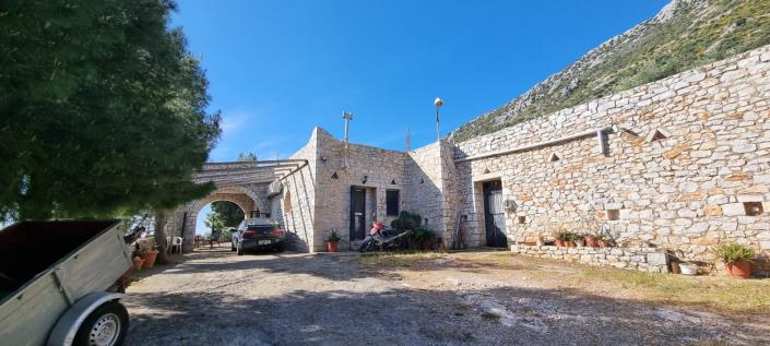 Image No.5-Maison de 3 chambres à vendre à East Mani