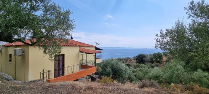 Image No.2-Maison de 2 chambres à vendre à Gytheio