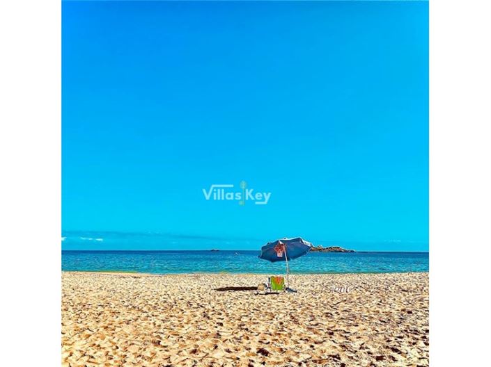 Image No.7-3 Bed House for sale