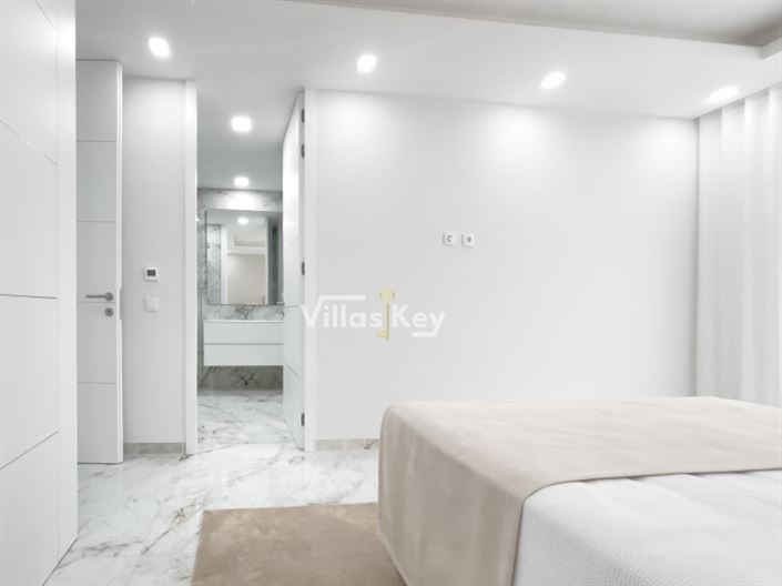 Image No.9-4 Bed Apartment for sale