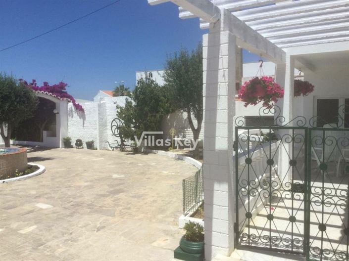 Image No.18-Commercial de 9 chambres à vendre à Vila do Bispo