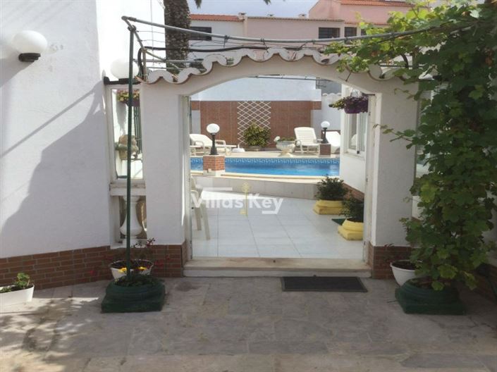 Image No.41-Commercial de 9 chambres à vendre à Vila do Bispo