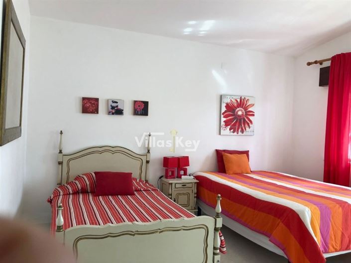 Image No.47-Commercial de 9 chambres à vendre à Vila do Bispo