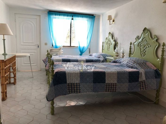 Image No.48-Commercial de 9 chambres à vendre à Vila do Bispo