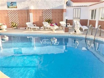 idb4f68300-0000-0500-0000-00000dd371f1