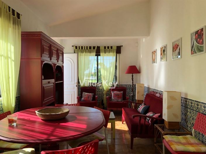 Image No.9-Commercial de 9 chambres à vendre à Vila do Bispo