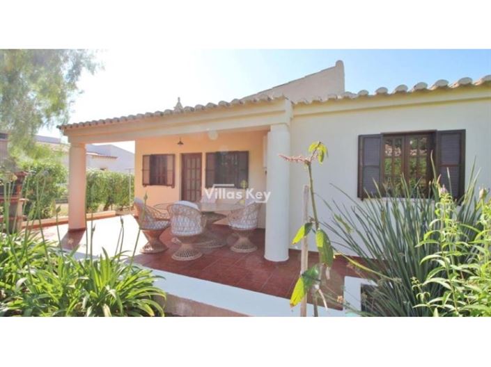 Image No.4-Maison de 9 chambres à vendre à Lagos