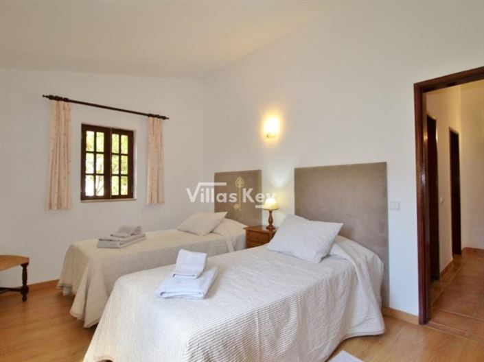 Image No.25-Maison de 9 chambres à vendre à Lagos