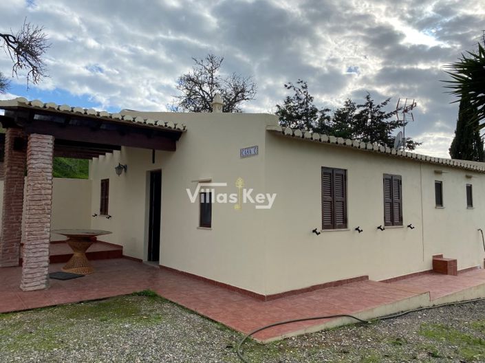 Image No.5-Maison de 9 chambres à vendre à Lagos