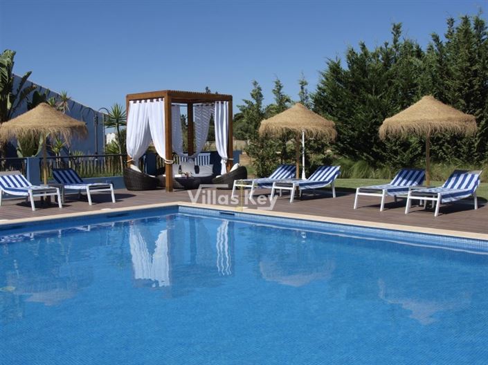 Image No.5-Commercial à vendre à Lagos