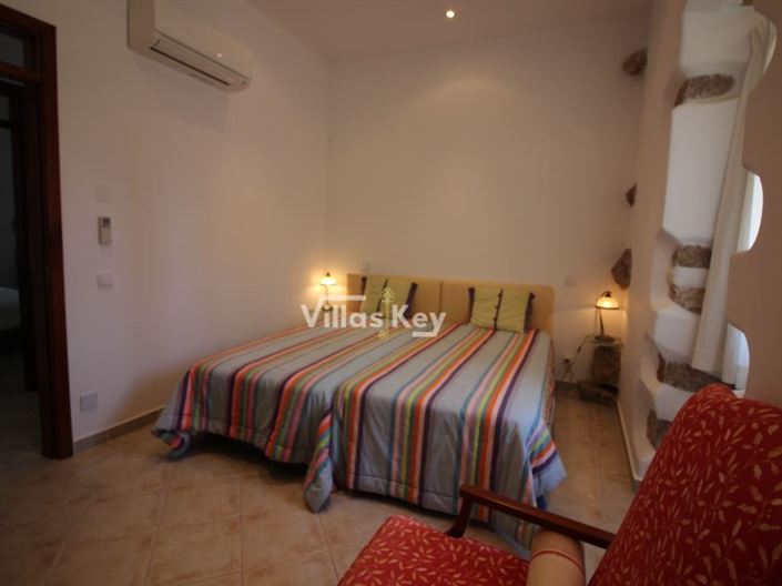 Image No.22-4 Bed House for sale