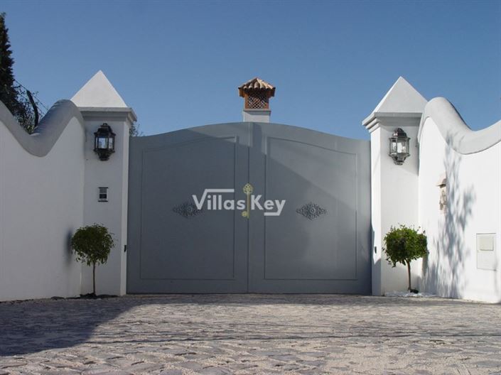 Image No.9-4 Bed House for sale