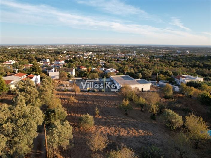 Image No.19-3 Bed House for sale