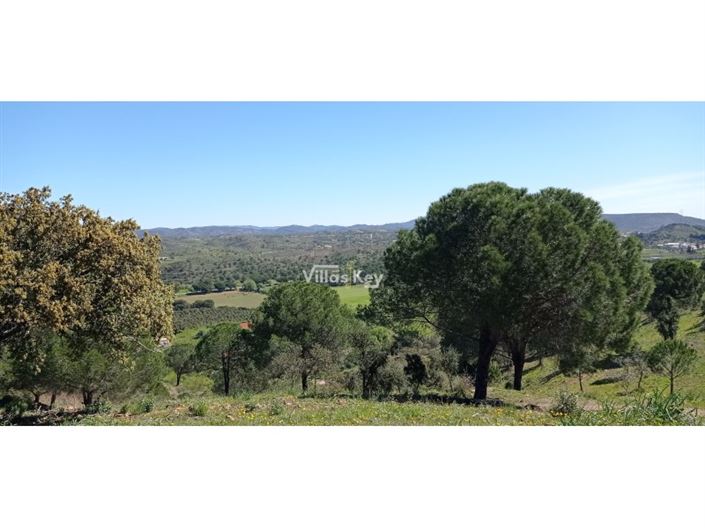 Image No.12-2 Bed Farmhouse for sale