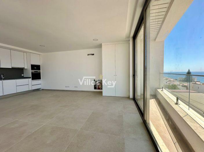 Image No.22-6 Bed Commercial for sale