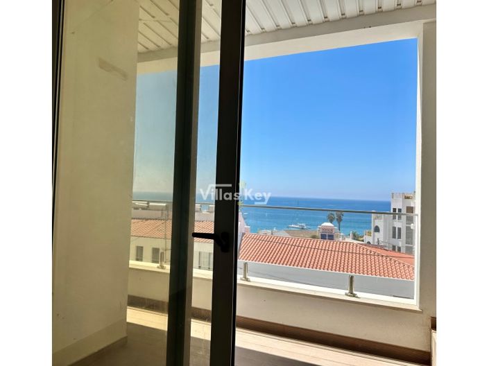 Image No.29-6 Bed Commercial for sale