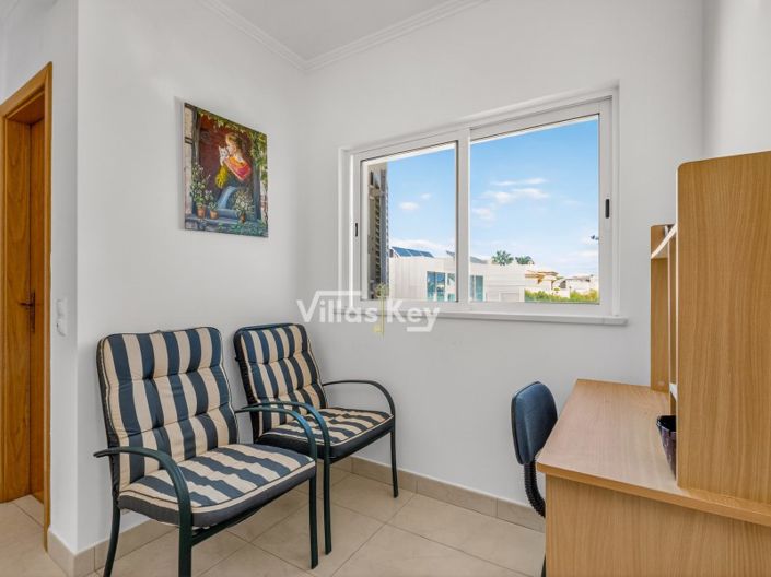 Image No.17-Maison de 4 chambres à vendre à Lagos