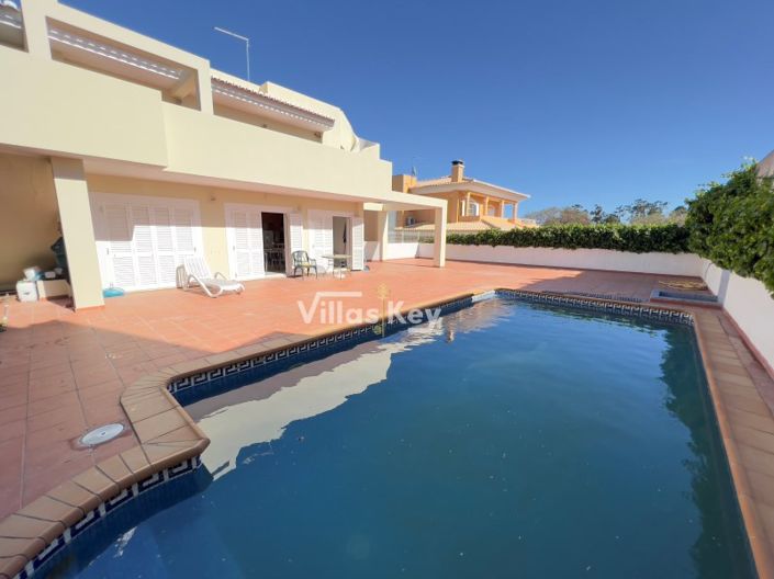 Image No.38-Maison de 4 chambres à vendre à Lagos