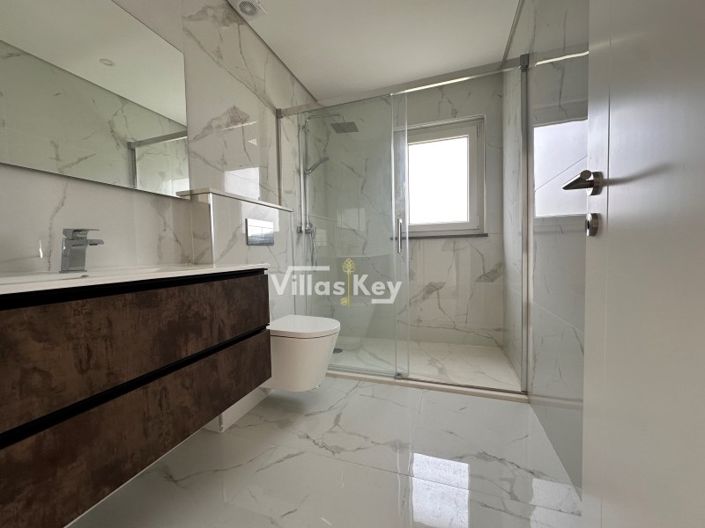 Image No.13-Maison de 4 chambres à vendre à Lagos