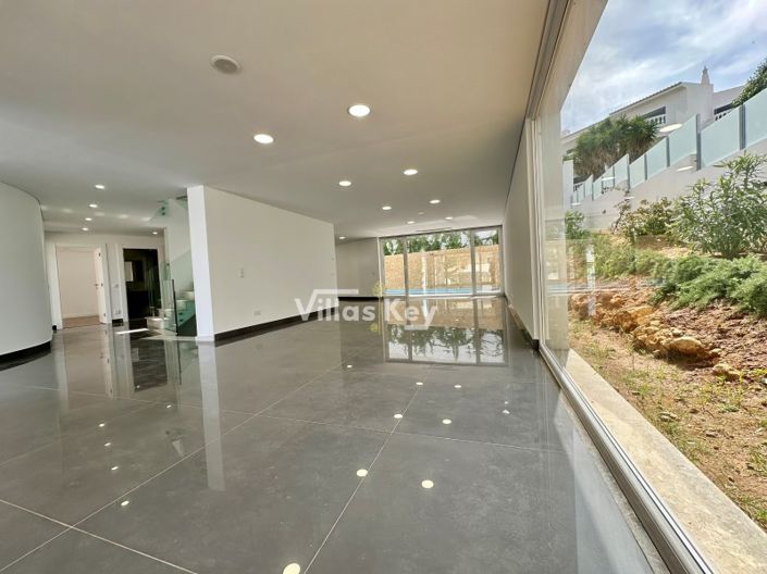 Image No.18-Maison de 4 chambres à vendre à Lagos