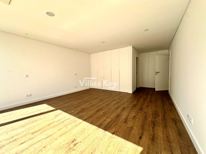 Image No.21-Maison de 4 chambres à vendre à Lagos