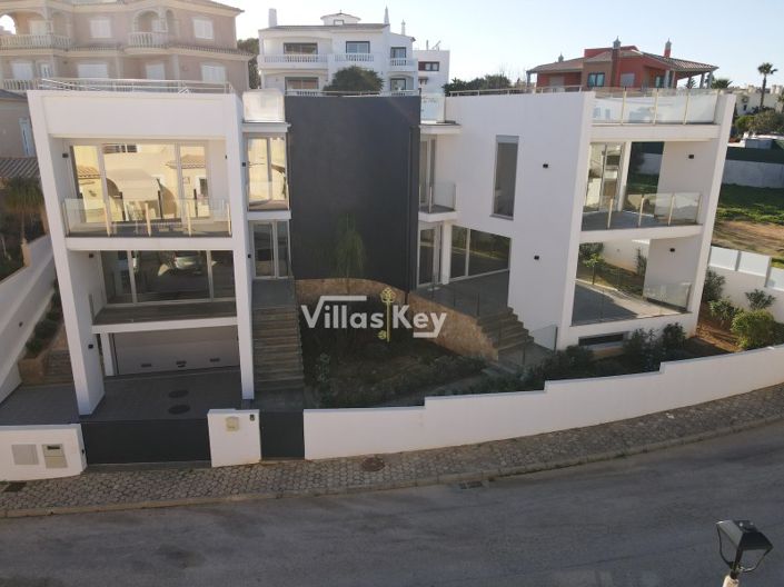 Image No.28-Maison de 4 chambres à vendre à Lagos