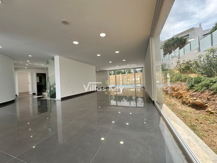 Image No.36-Maison de 4 chambres à vendre à Lagos