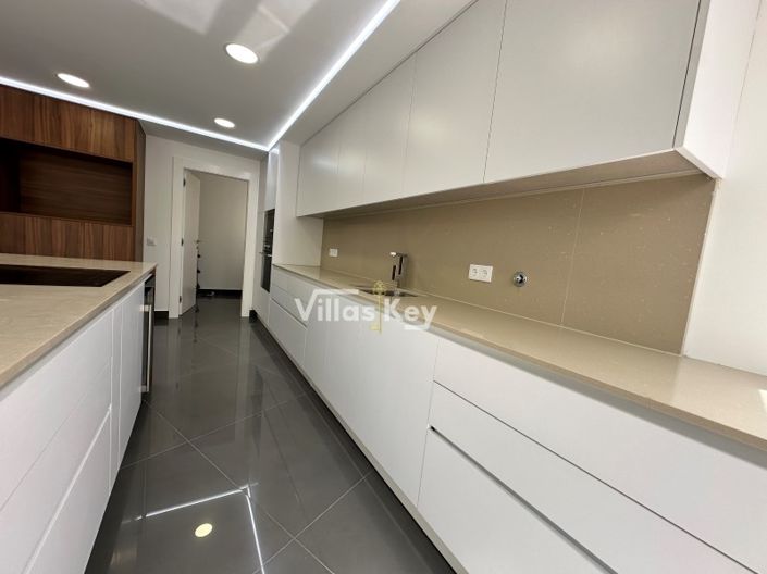 Image No.7-Maison de 4 chambres à vendre à Lagos