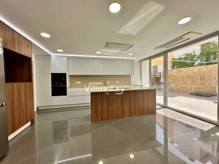 Image No.8-Maison de 4 chambres à vendre à Lagos