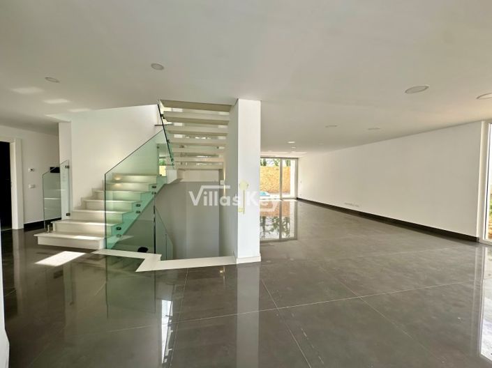 Image No.9-Maison de 4 chambres à vendre à Lagos