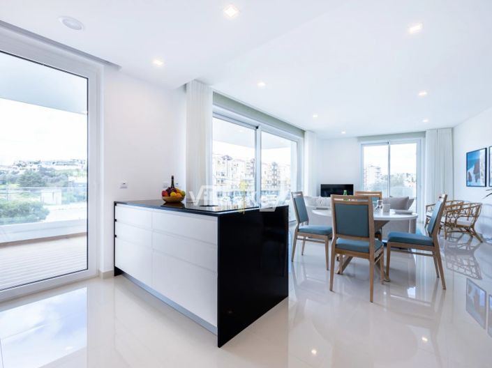 Image No.10-Appartement de 2 chambres à vendre à Lagos