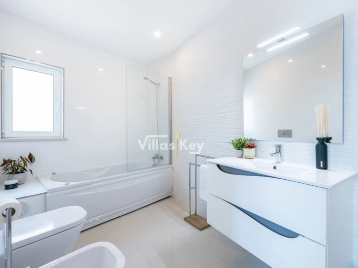 Image No.15-Appartement de 2 chambres à vendre à Lagos