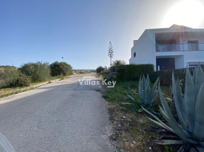 Image No.15-3 Bed Villa for sale