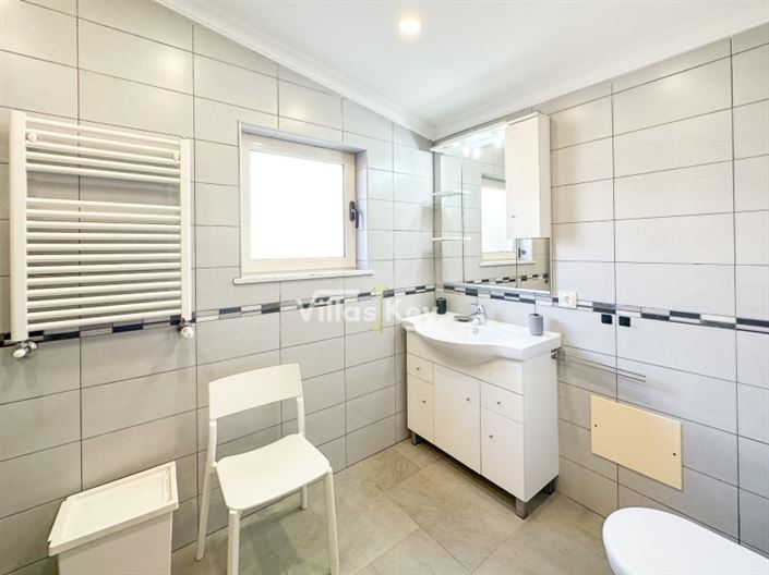 Image No.18-Maison de 4 chambres à vendre à Lagos