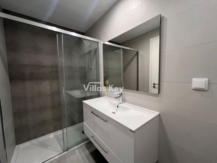 Image No.22-2 Bed Apartment for sale