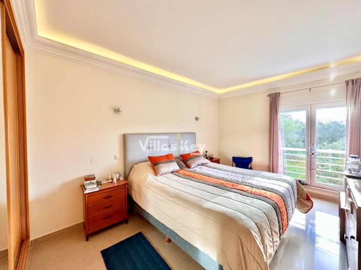 Image No.16-2 Bed Apartment for sale