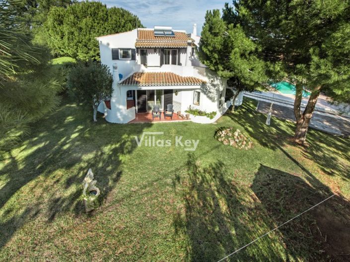 Image No.30-4 Bed House for sale