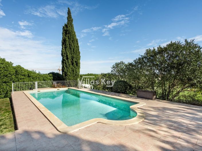 Image No.6-4 Bed House for sale