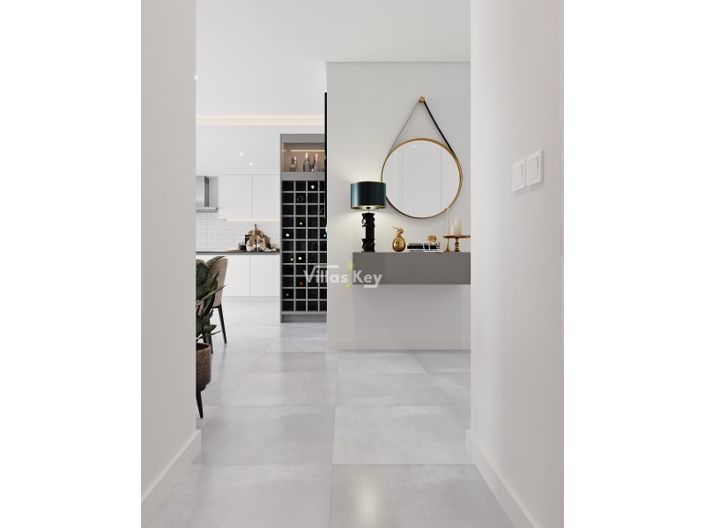 Image No.2-4 Bed Apartment for sale