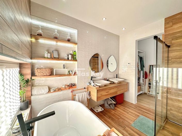 Image No.12-Maison de 5 chambres à vendre à Lagos