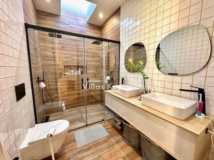 Image No.13-Maison de 5 chambres à vendre à Lagos