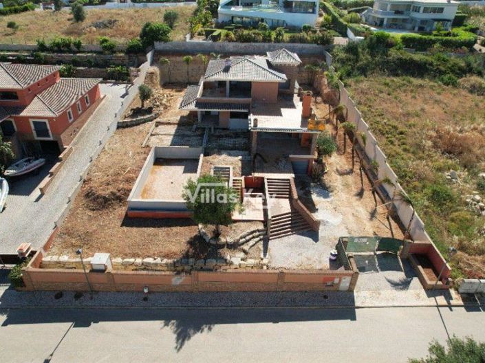 Image No.2-Maison de 6 chambres à vendre à Lagos