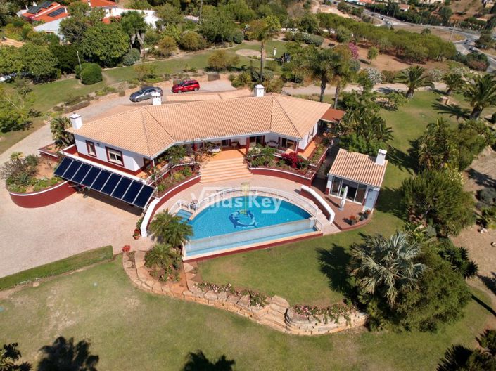 Image No.44-Maison de 3 chambres à vendre à Lagos