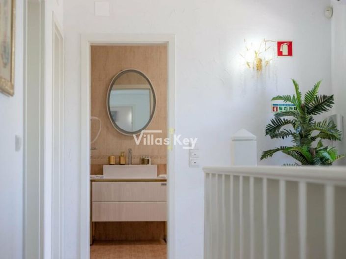 Image No.28-3 Bed House for sale