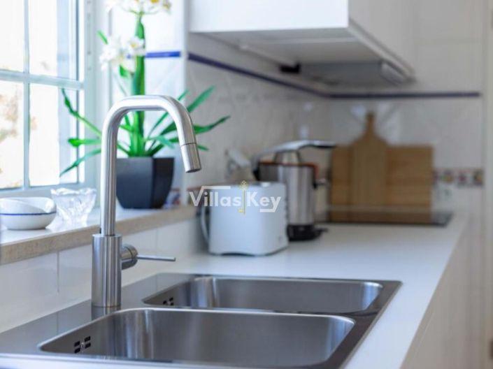 Image No.39-3 Bed House for sale